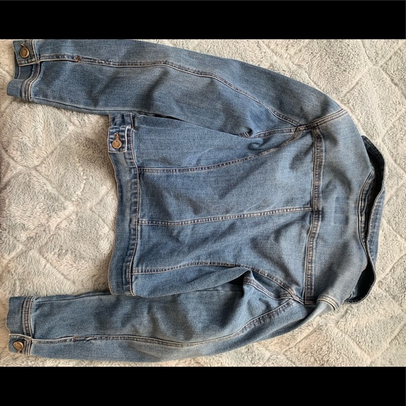 Denim jacket - Picture 4 of 6
